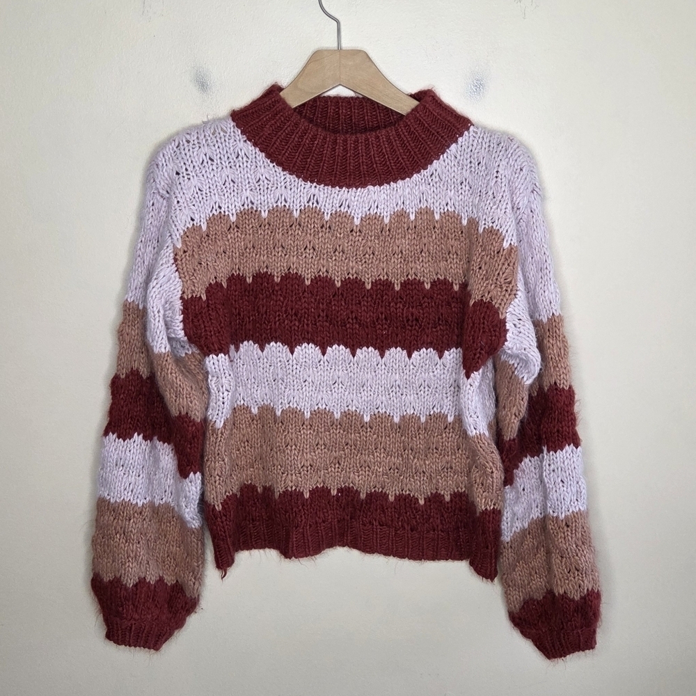 Altar'd State Fuzzy Chunky Knit Mockneck Cropped Sweater Size Small